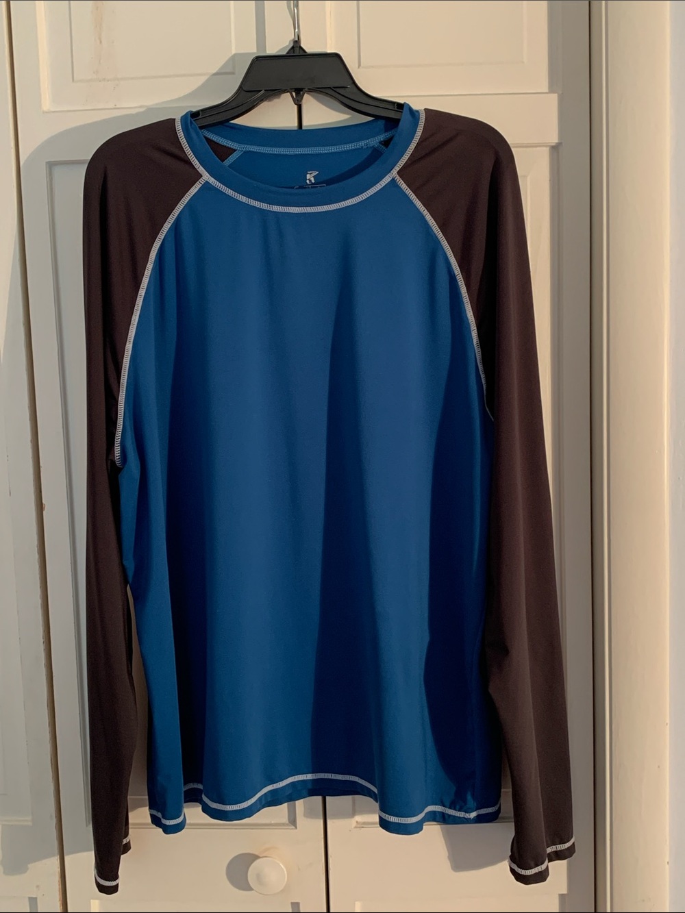Reebok Blue & Black Long-Sleeve Performance Shirt